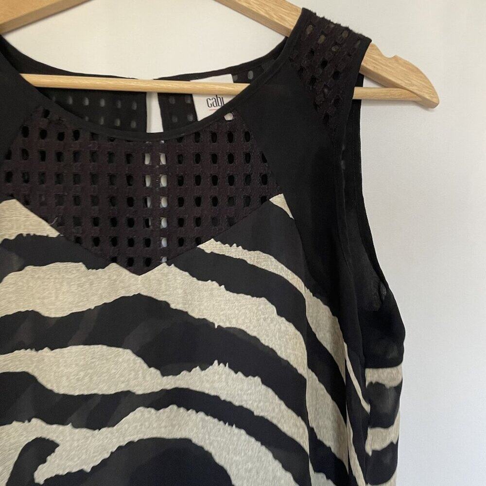 Cabi Tivoli Sheer Black & Tan Zebra Print Large Eyelet Opening Tank Top Size M - Picture 2 of 7